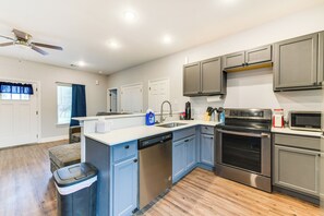 Interior - Texas Family Home w/ Hot Tub: 1 Mi to Lake Whitney (Whitney)