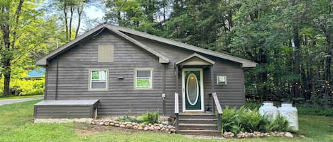 Cottage (1 Bedroom) | Exterior