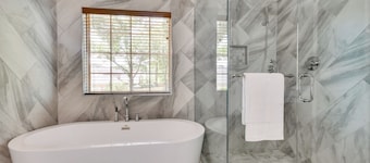 Fort Mitchell Vacation Rental w/ Home Office!