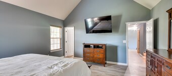Fort Mitchell Vacation Rental w/ Home Office!