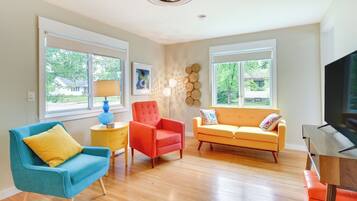 House (2 Bedrooms) | Interior