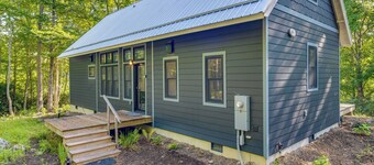 Pet-friendly Studio w/ Views in Spruce Pine!