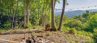 Fire Pit & Views: Pet-friendly Spruce Pine Studio