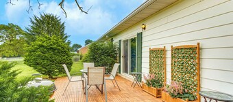 1 Mi to Hersheypark: Home w/ Patio in Hershey!