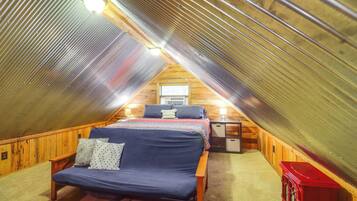 Apartment (0 Bedroom) | Interior