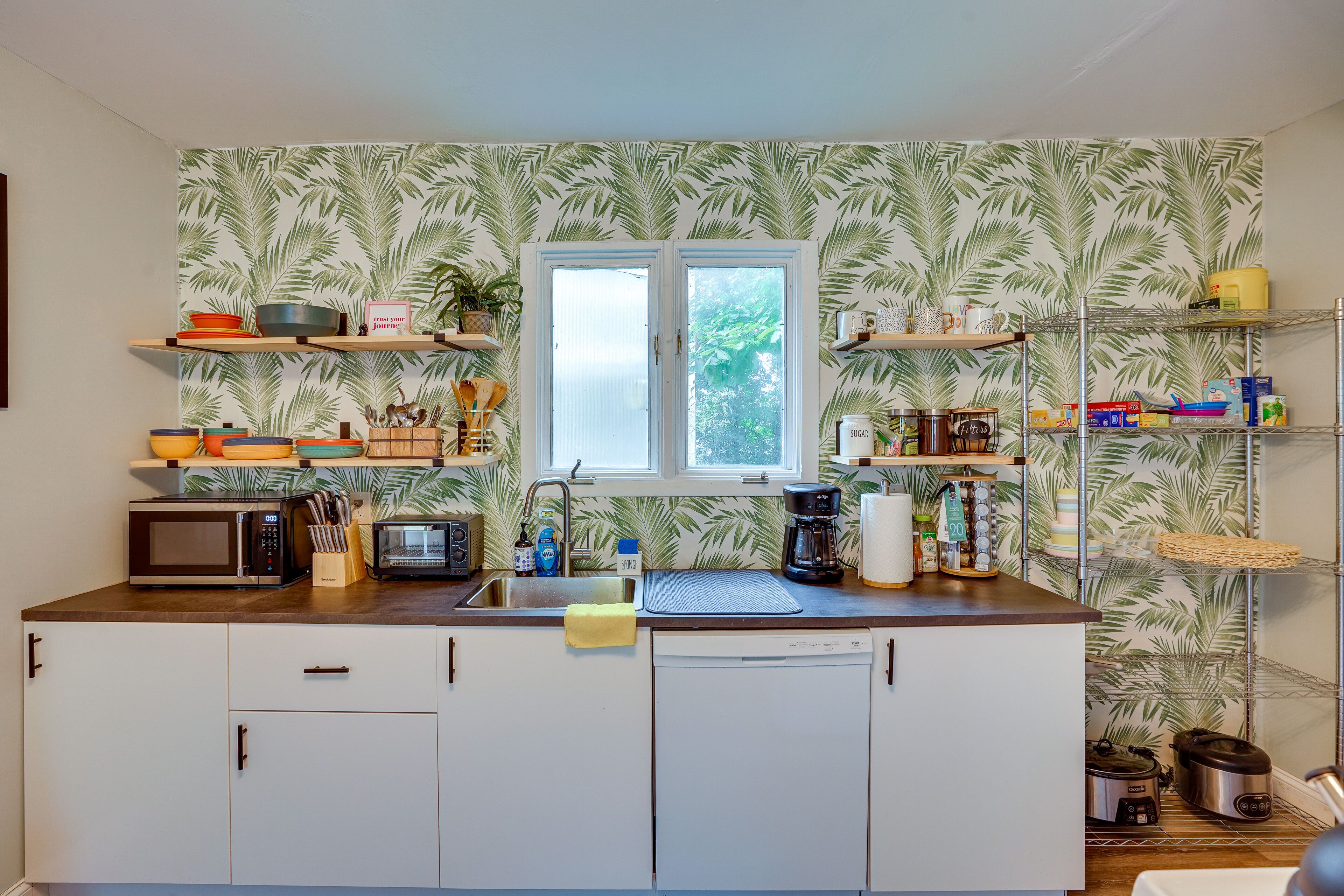 Microwave, oven, stovetop, dishwasher