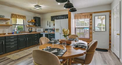 Charming Smiths Grove Home Near Cave Tours!