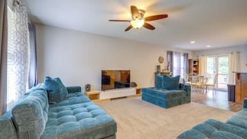 House (3 Bedrooms) | Interior
