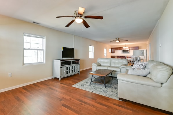 Living area - Riverfront Edenton Condo w/ Porch & Water Views! (Edenton)