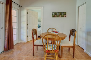 Apartment (2 Bedrooms) | Innenbereich