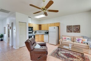 Apartment (1 Bedroom) | Interior