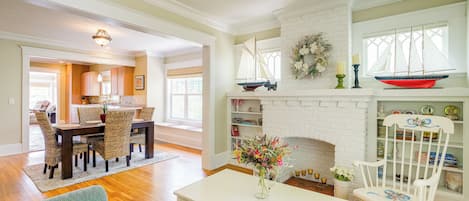 Casa (2 Bedrooms) | Interior