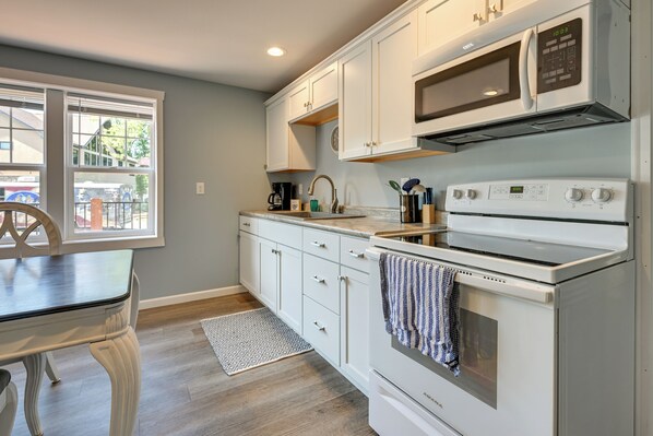 Cottage (2 Bedrooms) | Interior