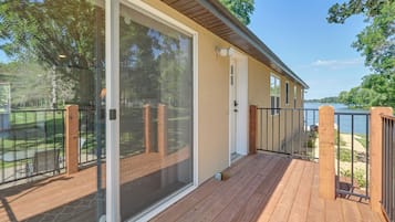 Cottage (2 Bedrooms) | Interior