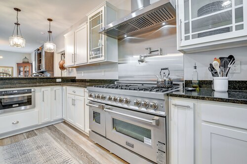 Expansive Georgetown Home w/ Decks & Fire Pit!