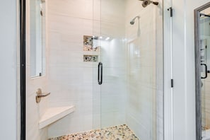 House (3 Bedrooms) | Interior - Expansive Georgetown Home w/ Decks & Fire Pit! (Georgetown)