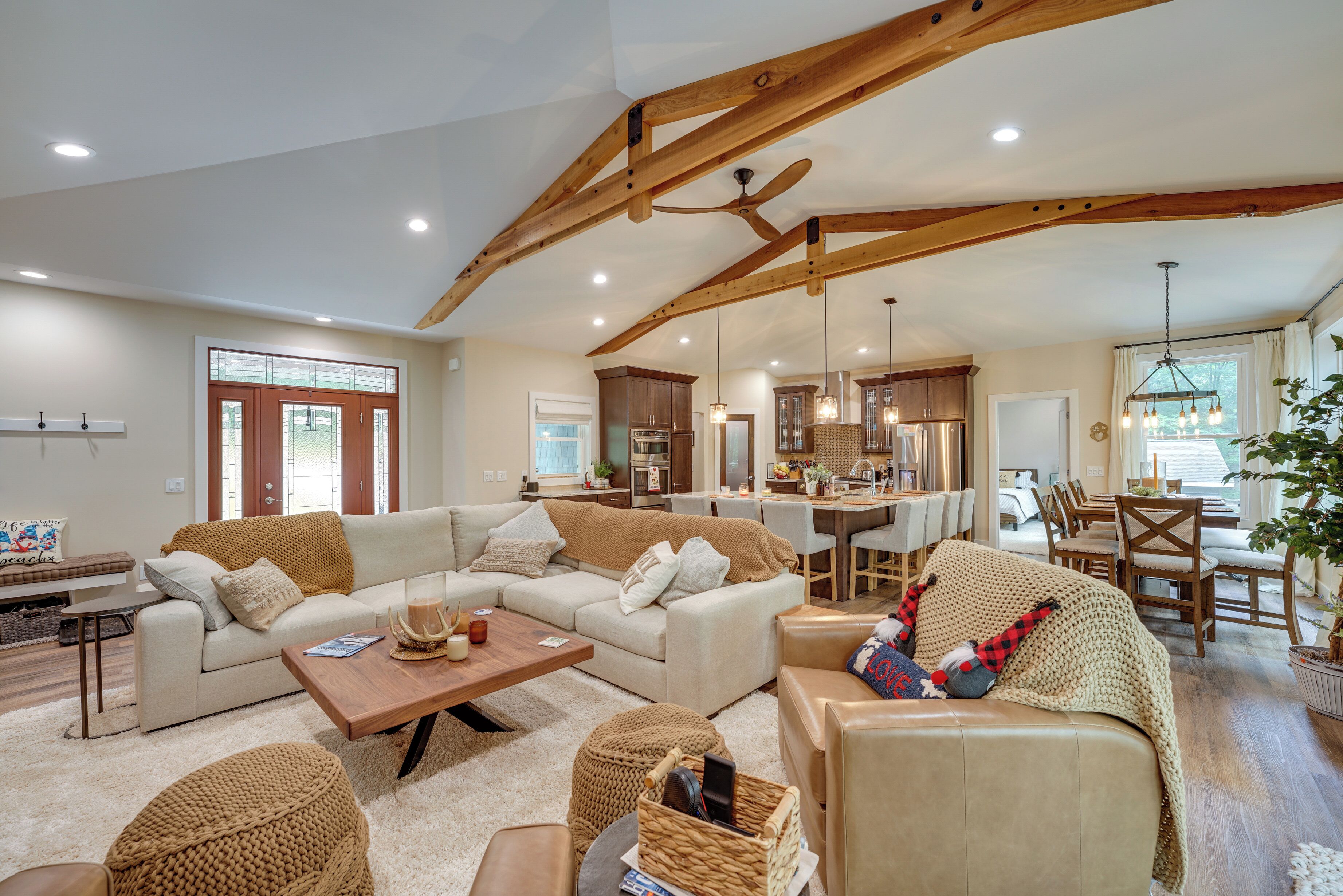 House (5 Bedrooms) | Front of property