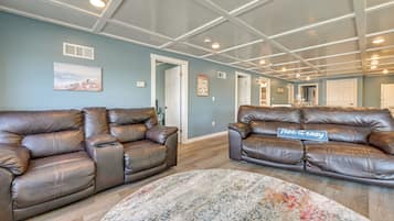 Cottage (3 Bedrooms) | Interior