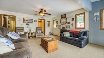 Cottage (2 Bedrooms) | Interior