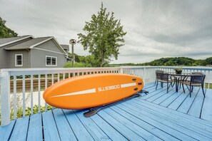 Interior - Charming Battle Creek Cottage w/ Dock! (Battle Creek)