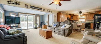 Charming Battle Creek Cottage w/ Dock!