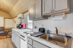 House (0 Bedroom) | Interior