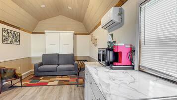 House (0 Bedroom) | Interior