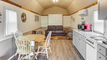 House (0 Bedroom) | Interior