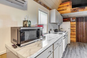 House (0 Bedroom) | Interior