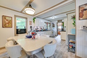 Cottage (3 Bedrooms) | Interior