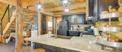 House (2 Bedrooms) | Bahagian dalam