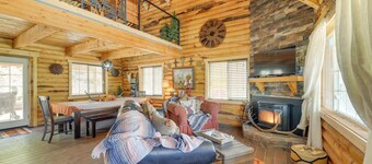 Remote Mountain Vacation Rental in Wyoming Range!