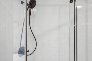 Interior - Kingston Crawfish Cottage Near Catskills! (Kingston)