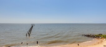 Waterfront Alabama Vacation Rental w/ Deck