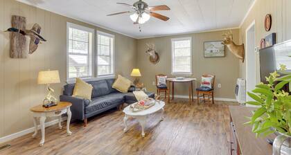 2 Mi to Lake: Lineville Farmhouse w/ Fire Pit