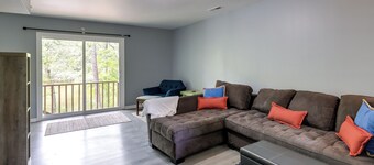 Waterfront Burgaw Vacation Rental w/ Private Yard!