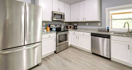 Waterfront Burgaw Vacation Rental w/ Private Yard!