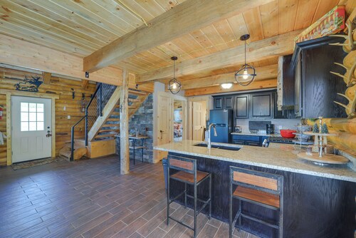 Mountain Cabin in Wyoming Range: Scenic & Remote!