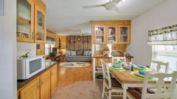 Casa (2 Bedrooms) | Interior