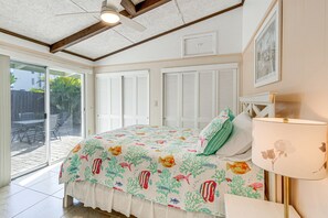 Apartment (2 Bedrooms) | 2 bedrooms, iron/ironing board, bed sheets - Manasota Key Vacation Rental w/ Beach Access! (Englewood)
