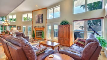 House (3 Bedrooms) | Front of property