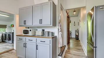 House (1 Bedroom) | Interior