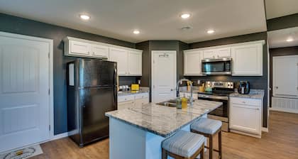 Madill Vacation Rental w/ Grill: Near Lake Texoma!