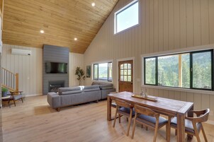 House (2 Bedrooms) | Front of property