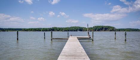Casa (Multiple Bedrooms) | Vista frontal de la propiedad
