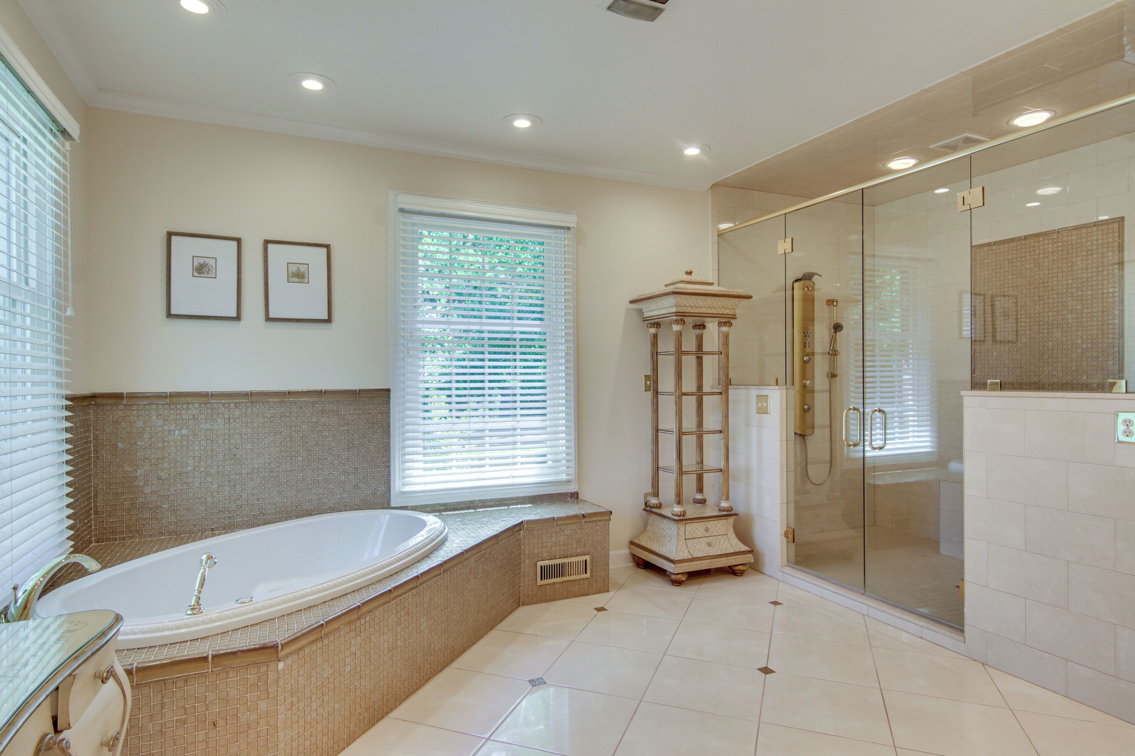House (Multiple Bedrooms) | Interior