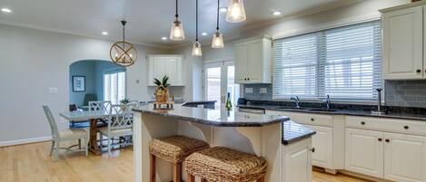 House (Multiple Bedrooms) | Interior