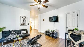 Apartment (1 Bedroom) | Interior