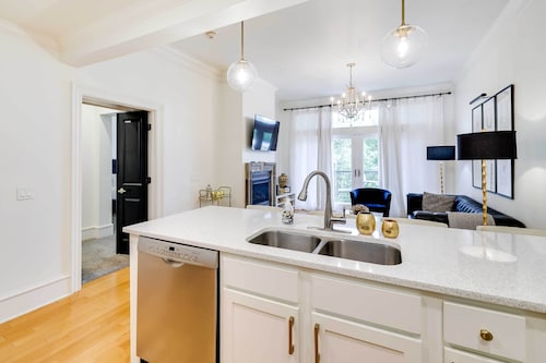 Fayetteville Vacation Rental Near UA Campus