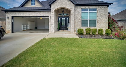 Fayetteville Vacation Rental w/ Deck & Shared Pool